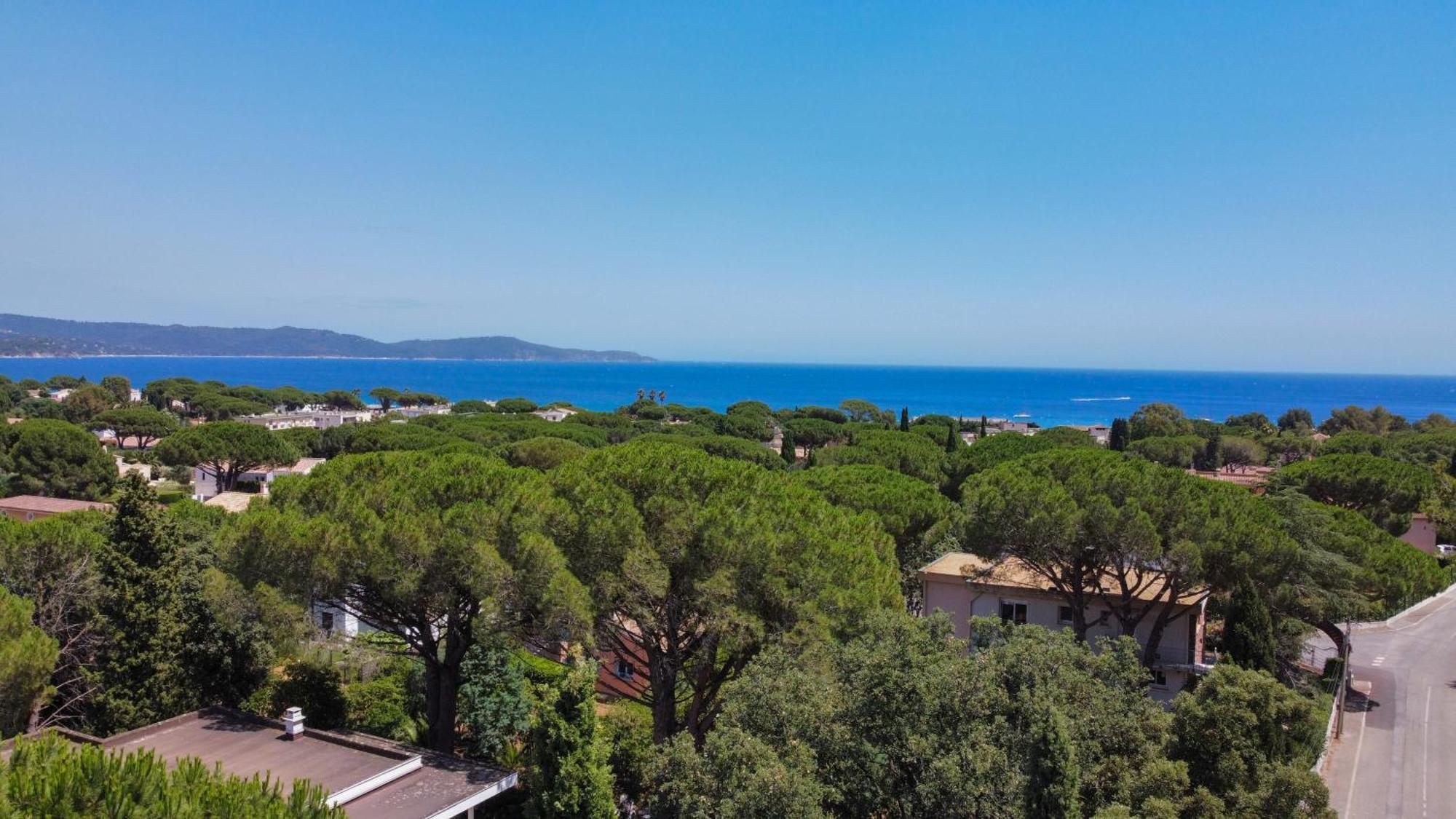 Appartement 1Ch Avec Terrasse Et Jardinet A 400M De La Plage Cavalaire-sur-Mer Exterior foto
